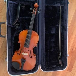 Used 4/4 violin